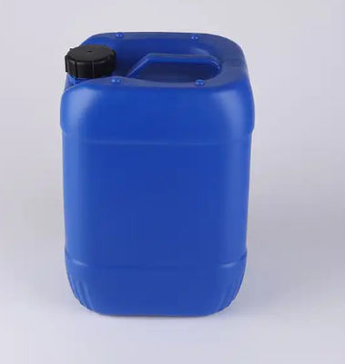 HDPEの青レンチの液体包装と囲まれている25リットルのジェリーの缶のプラスチック