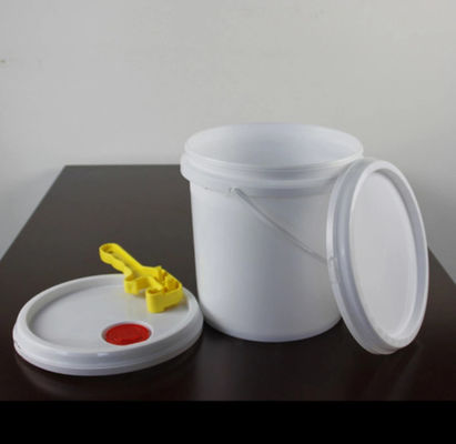 18L頑丈なプラスチック ドラム バレルは軽量のプラスチック バケツを厚くした