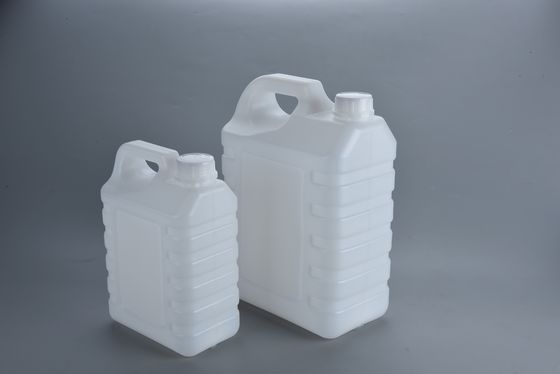 2.5L ホワイト HDPE プラスチック ジェリー缶 固い頭と螺旋蓋をカスタマイズ