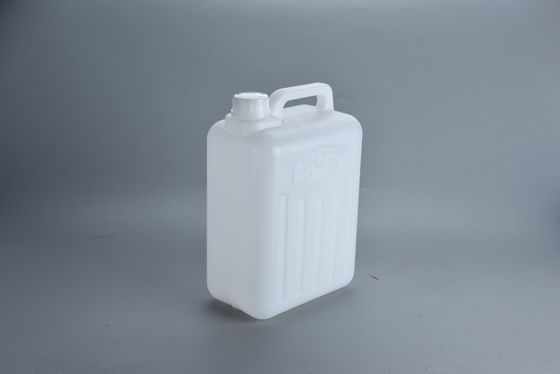 耐久性のために5Lエクストルーション吹塑料ジェリー缶 白色と2mm壁厚さ